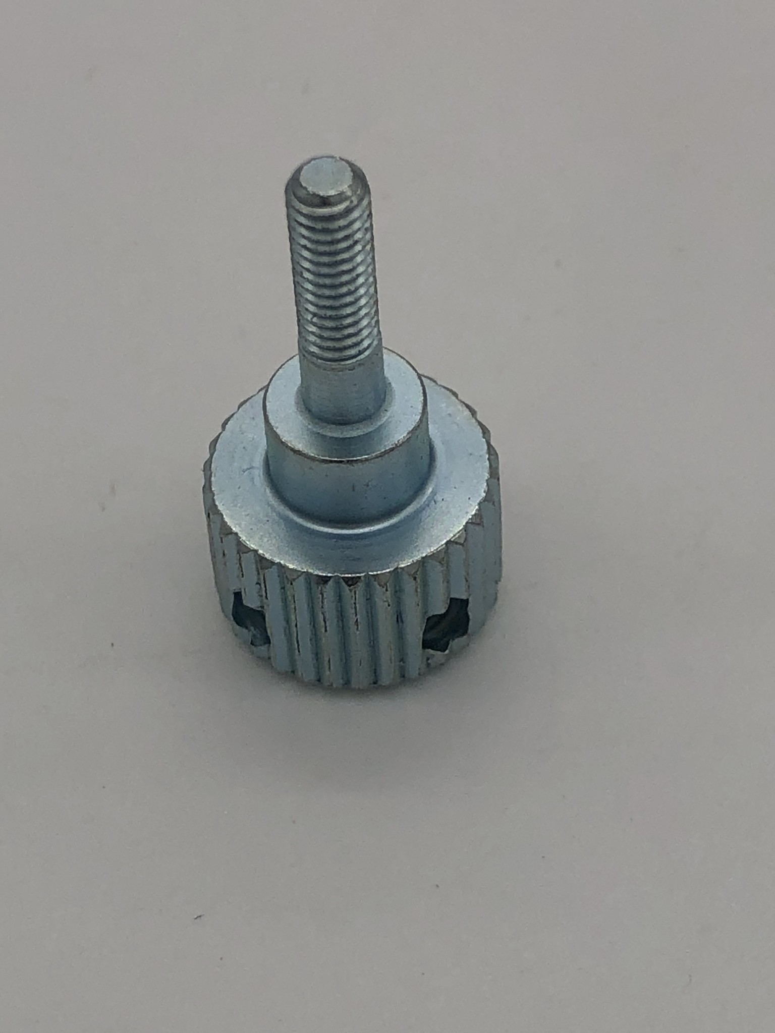 KNURLED-HEAD SCREW KNURLED-HEAD SCREW