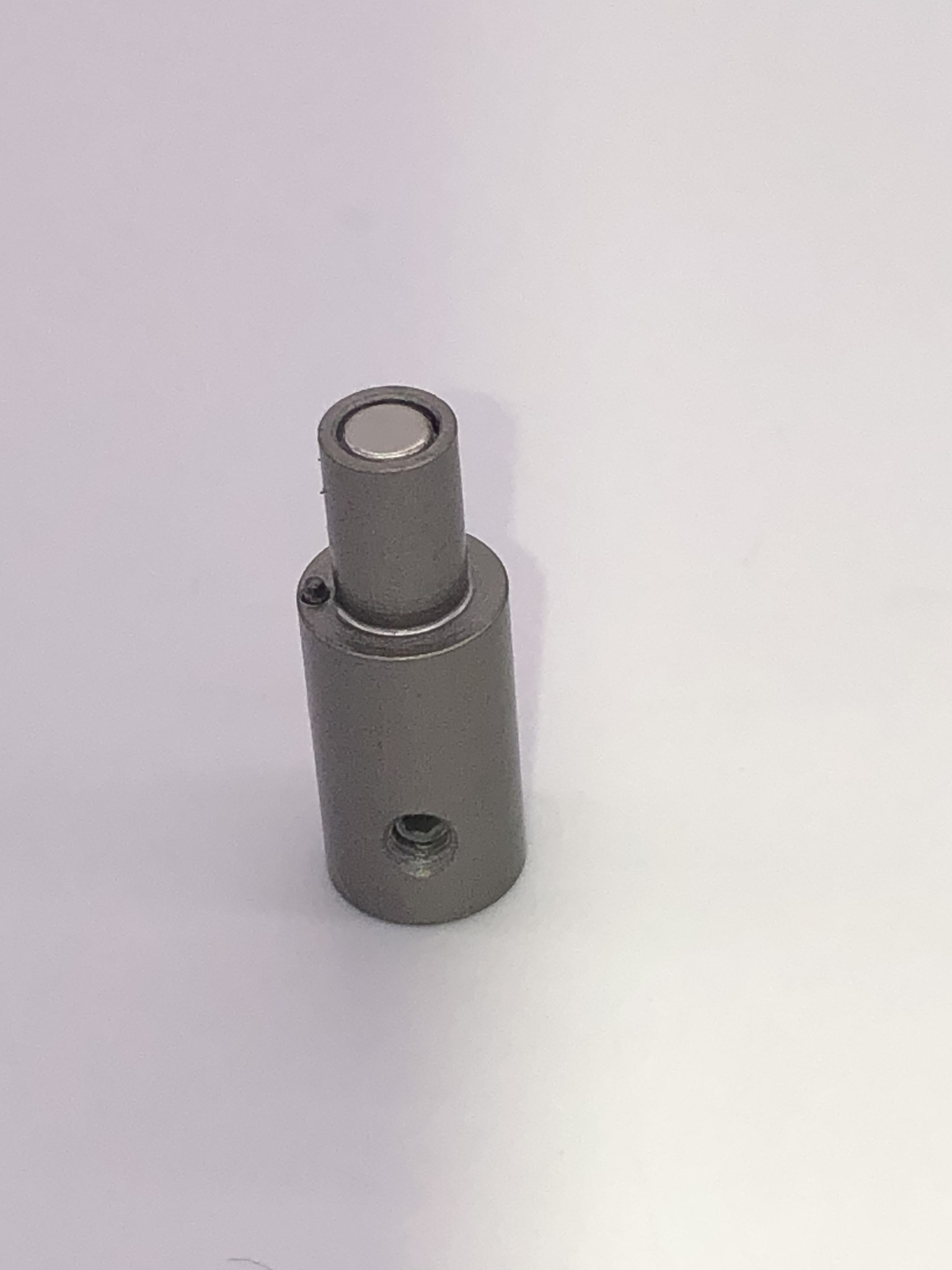 HOLDER HOLDER