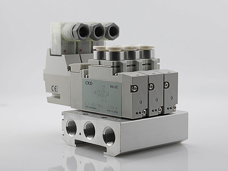 3-FACH-5/2-VENTILINSEL M4GA210-C8-B** 3-FACH-5/2-VENTILINSEL M4GA210-C8-B**